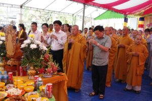 Đồng nai: phật giáo huyện vĩnh cửu tổ chức lễ cầu siêu các nạn nhân tử vong vì tai nạn giao thông 637f427920803.jpeg